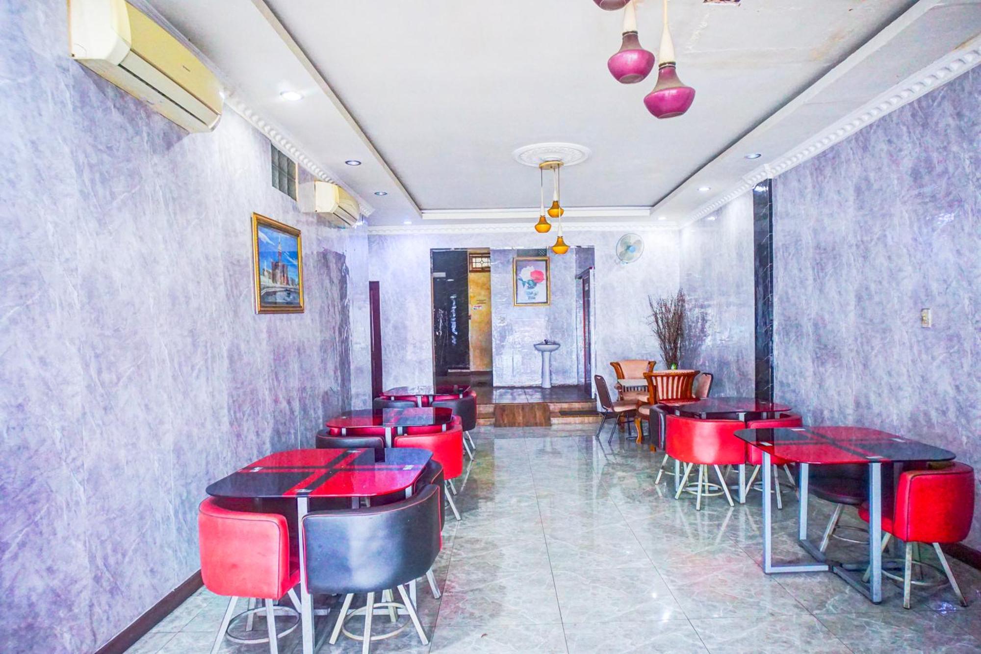 Hotel O Asyaffirah Near Masjid Raya Al Mashun Sm Raja Медан Экстерьер фото