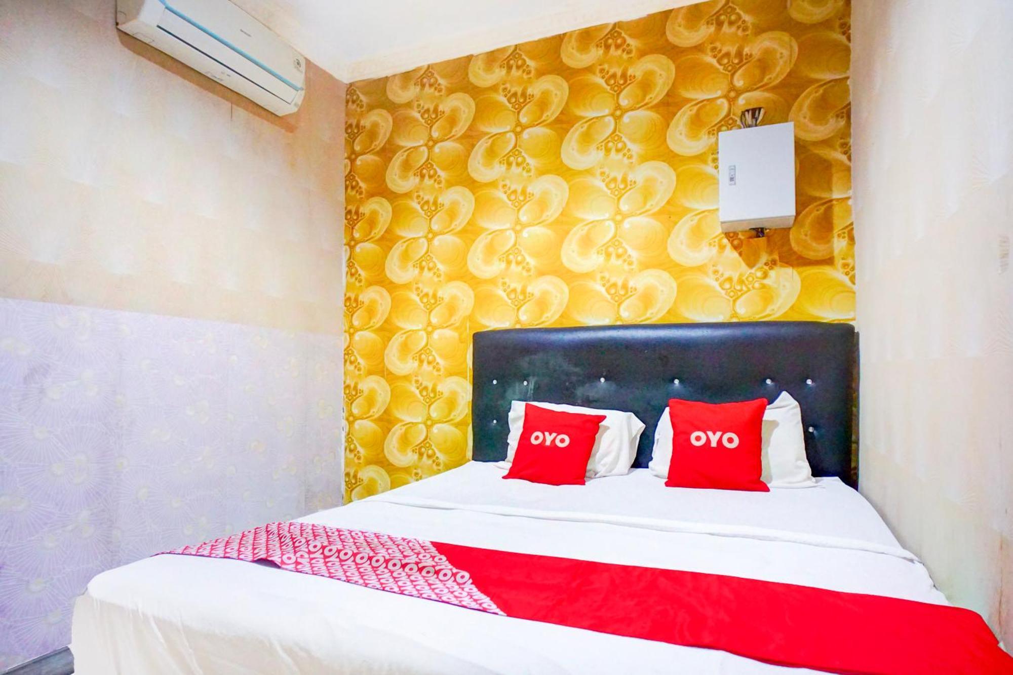 Hotel O Asyaffirah Near Masjid Raya Al Mashun Sm Raja Медан Экстерьер фото